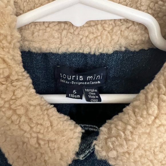 NWOT Jean jacket toddler with embroidery - Picture 9 of 10